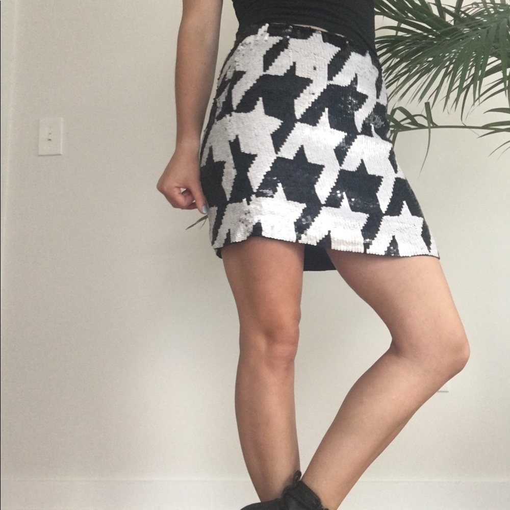 FRENCH CONNECTION Houndstooth Sequin Mini Skirt